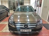 Bán xe mới chưa lăn bánh Mercedes E250 chính hãng. Trả trước 750 triệu nhận xe ngay