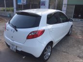 Cần bán Mazda 2 S AT năm 2015, màu trắng chính chủ