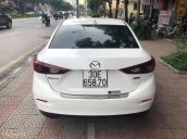 Bán Mazda 3 1.5AT Sedan sản xuất năm 2016, màu trắng, giá tốt