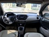 Cần bán lại xe Hyundai Grand i10 năm sản xuất 2014, màu bạc, nhập khẩu, giá 285tr