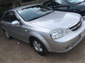 Cần bán xe Daewoo Lacetti năm sản xuất 2010, màu bạc