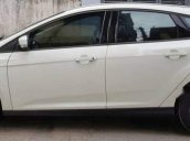 Bán ô tô Ford Focus sản xuất 2018, màu trắng chính chủ