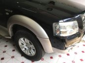 Cần bán gấp Ford Everest 2009, màu đen, xe gia đình, 435tr