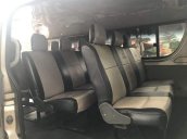 Bán xe Toyota Hiace sản xuất năm 2009, giá chỉ 325 triệu