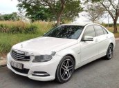 Cần bán xe Mercedes C250 CGI năm 2011, màu trắng, xe nhập chính chủ, giá tốt