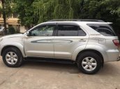 Chính chủ bán xe Toyota Fortuner 2.5 năm 2009, màu bạc 