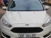 Bán ô tô Ford Focus sản xuất 2018, màu trắng chính chủ