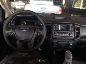 Cần bán Ford Ranger XLS 2018, màu xám, kiểu xe bán tải 5 chỗ 4 cửa