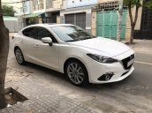 Bán Mazda 3 2.0AT ĐK T11/2016 màu trắng, xe đẹp như mới