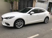 Bán Mazda 3 2.0AT ĐK T11/2016 màu trắng, xe đẹp như mới