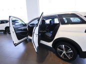 Đồng Nai - Peugeot 3008 2018 màu trắng, tặng 1 năm BHVC, hỗ trợ ngân hàng, giao xe tận nhà