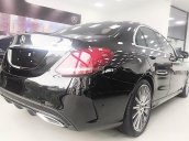 Bán Mercedes- Benz C300 AMG 2018, dáng vẻ trẻ trung. Phóng thái mạnh mẽ - Công nghệ hiện đại