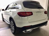 Bán Mercedes GLC250 4Matic năm sản xuất 2018, màu trắng