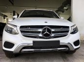 Bán Mercedes GLC250 4Matic năm sản xuất 2018, màu trắng