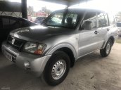 Cần bán lại xe Mitsubishi Pajero sản xuất 2004, màu bạc, giá tốt