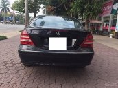 Cần bán xe Mercedes C240 đời 2005, màu đen, xe nhập