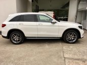 Bán Mercedes GLC300 2018 mới, màu trắng nội thất đen ở Nha Trang, Khánh Hòa