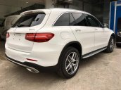 Bán Mercedes GLC300 2018 mới, màu trắng nội thất đen ở Nha Trang, Khánh Hòa