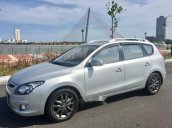 Bán Hyundai i30 1.6AT năm 2010, màu bạc, nhập khẩu Hàn Quốc, giá tốt