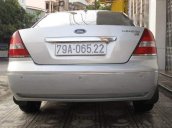 Bán xe Ford Mondeo đời 2003, gia đình sử dụng kỹ, máy nổ êm, gầm bệ chắc chắn