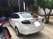 Cần bán xe Ford Fiesta đời 2013, màu trắng số tự động