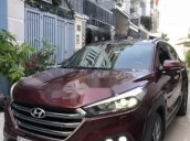 Cần bán Hyundai Tucson AT sản xuất 2015, màu đỏ, xe còn rất mới