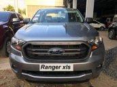 Cần bán Ford Ranger XLS 2018, màu xám, kiểu xe bán tải 5 chỗ 4 cửa