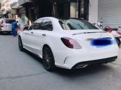 Xe Mercedes C300 AMG đời 2018, màu trắng giá cạnh tranh