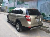 Bán Chevrolet Captiva LT đời 2009, màu vàng xe gia đình, giá tốt