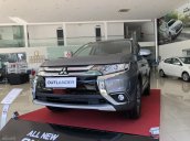 Bán ô tô Mitsubishi Outlander sản xuất năm 2018, hỗ trợ trả góp, có xe giao ngay, LH 0905.499.985 ép giá