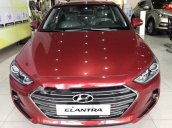 Cần bán xe Hyundai Elantra sản xuất năm 2018, màu đỏ