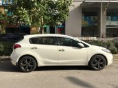 [Chính chủ] Bán ô tô Kia Cerato Hatchback 2014, màu trắng, xe nhập nguyên chiếc