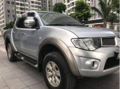 Bán gấp Mitsubishi Triton GLS 2.5MT 4x4 đời 2010, màu bạc chính chủ