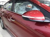 Cần bán xe Hyundai Elantra sản xuất năm 2018, màu đỏ