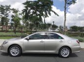 Bán gấp Toyota Camry 2.0 màu vàng cát, tự động, full option