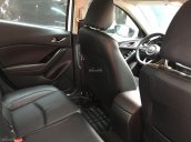 Cần bán Mazda 3 Facelift sản xuất 2017, màu trắng như mới