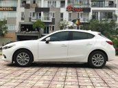 Bán ô tô Mazda 3 Facelift Hatchback đời 2017, màu trắng, 695 triệu