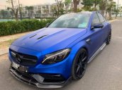 Bán xe Mercedes C300 AMG W205 2015, màu xanh lam chính chủ