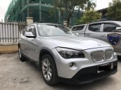 Cần bán BMW X1 sản xuất 2012, màu bạc, nhập khẩu, 586 triệu