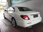 Bán ô tô Mercedes E250 năm sản xuất 2018, màu trắng