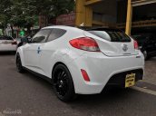 Cần bán Hyundai Veloster 1.6 AT 2011, màu trắng, nhập khẩu nguyên chiếc