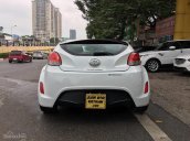 Cần bán Hyundai Veloster 1.6 AT 2011, màu trắng, nhập khẩu nguyên chiếc