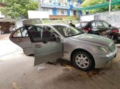 Bán Mercedes C180 Class năm sản xuất 2004, màu bạc, giá tốt