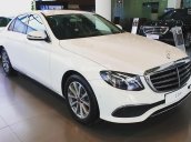 Bán xe Mercedes E200 màu trắng, giá tốt, giao xe ngay