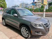 Cần bán Volkswagen Tiguan 2.0 tfsi sản xuất 2008, màu xám, nhập khẩu