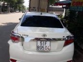 Bán Toyota Vios năm sản xuất 2017, màu trắng số sàn, giá tốt