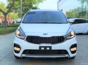 Bán Kia Rondo GAT 2018, giảm giá cực lớn, tặng bảo hiểm vật chất thân xe