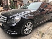 Cần bán Mercedes C200 năm sản xuất 2011, màu đen giá cạnh tranh