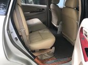 Cần bán gấp Toyota Innova G sản xuất 2006, màu bạc chính chủ, giá tốt