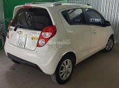 Cần bán xe Chevrolet Spark LT 1.2 MT đời 2016, màu trắng